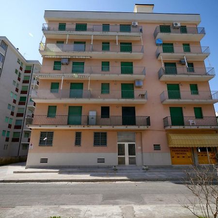 לידו די פומפוזה Appartamento Perla מראה חיצוני תמונה